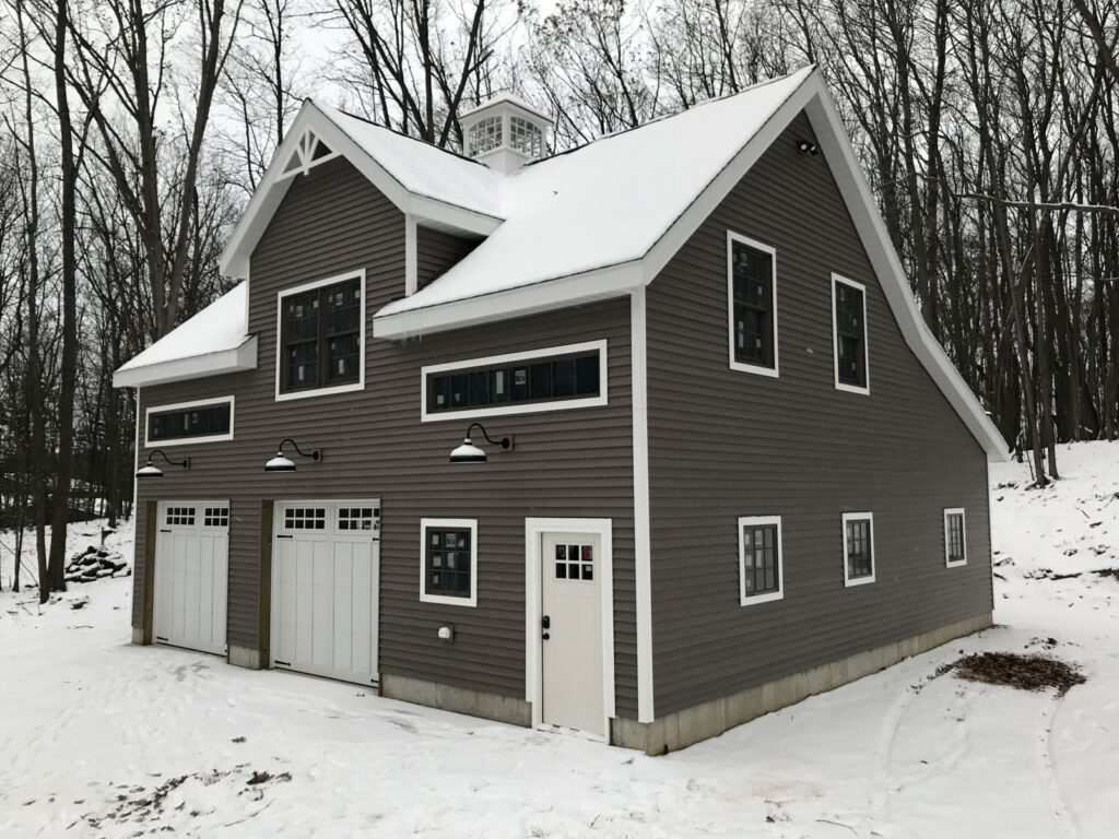 Broken-Back-Saltbox-36×36-in-MI-414A-Garage-Workshop-Guest-House