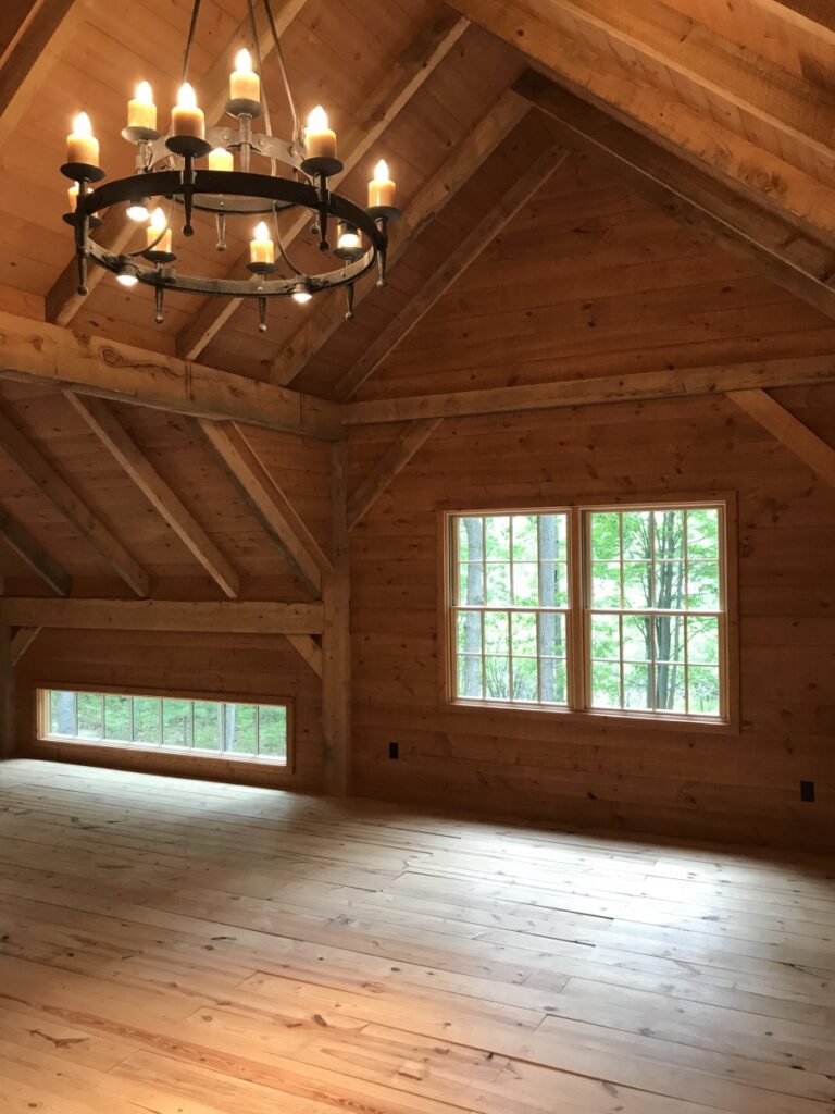 Broken-Back-Saltbox-36×36-in-MI-414D-Guest-House-Loft-Interior