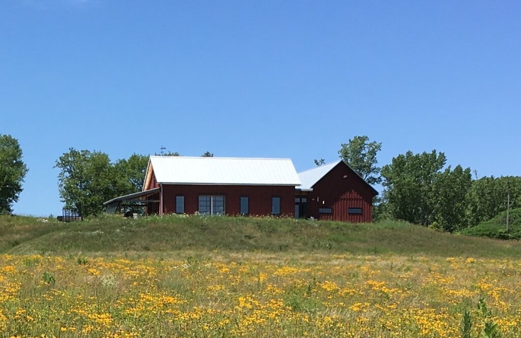 Carriage-House-Saltbox-24×48-_-Colonial-24×48-in-WI-503L-Home-Workshop