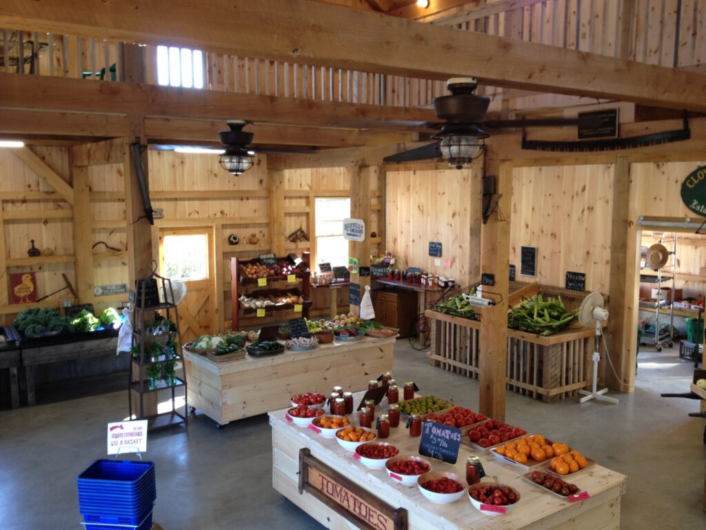 Carriage-House-Saltbox-40×40-in-CT-504C-Farm-Stand-Agricultural-Farm-Interior